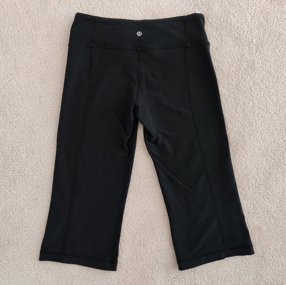 Lululemon Reversible Capris
